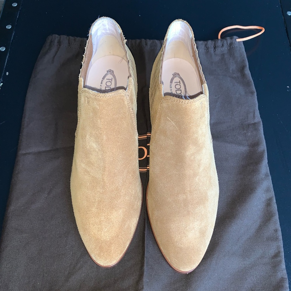 Tod’s Suede Ankle Boots